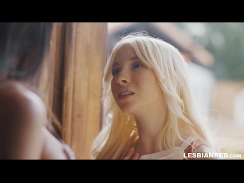 ❤️ Dívka se po několika měsících vrátí domů a skončí u lízání kundy své nevlastní matky ❤ Krásné porno u nás cs.special-grasser.ru ️❤